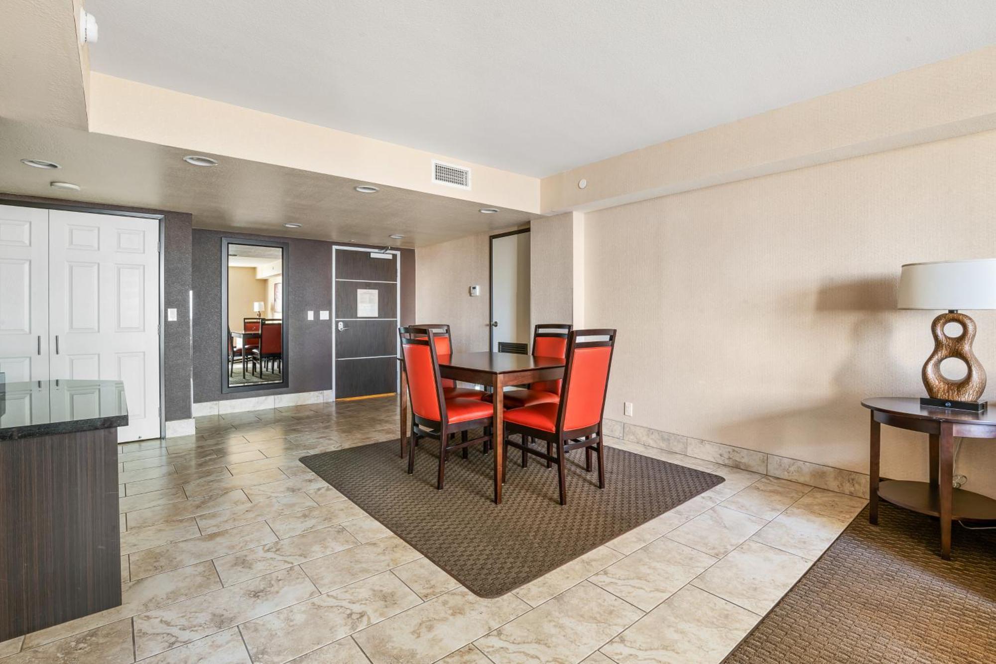 The Carriage House Hotel Las Vegas Exterior photo
