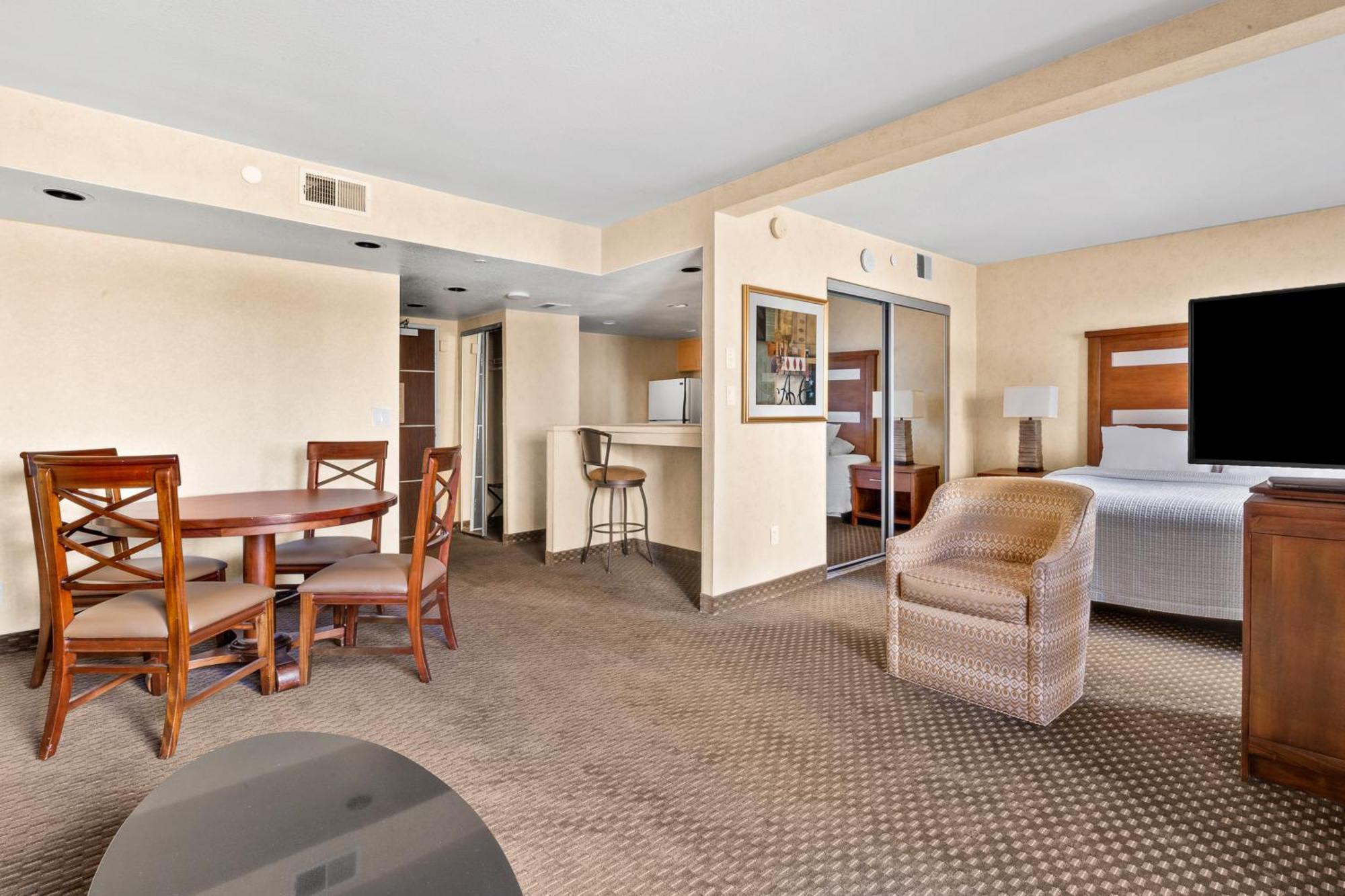 The Carriage House Hotel Las Vegas Exterior photo