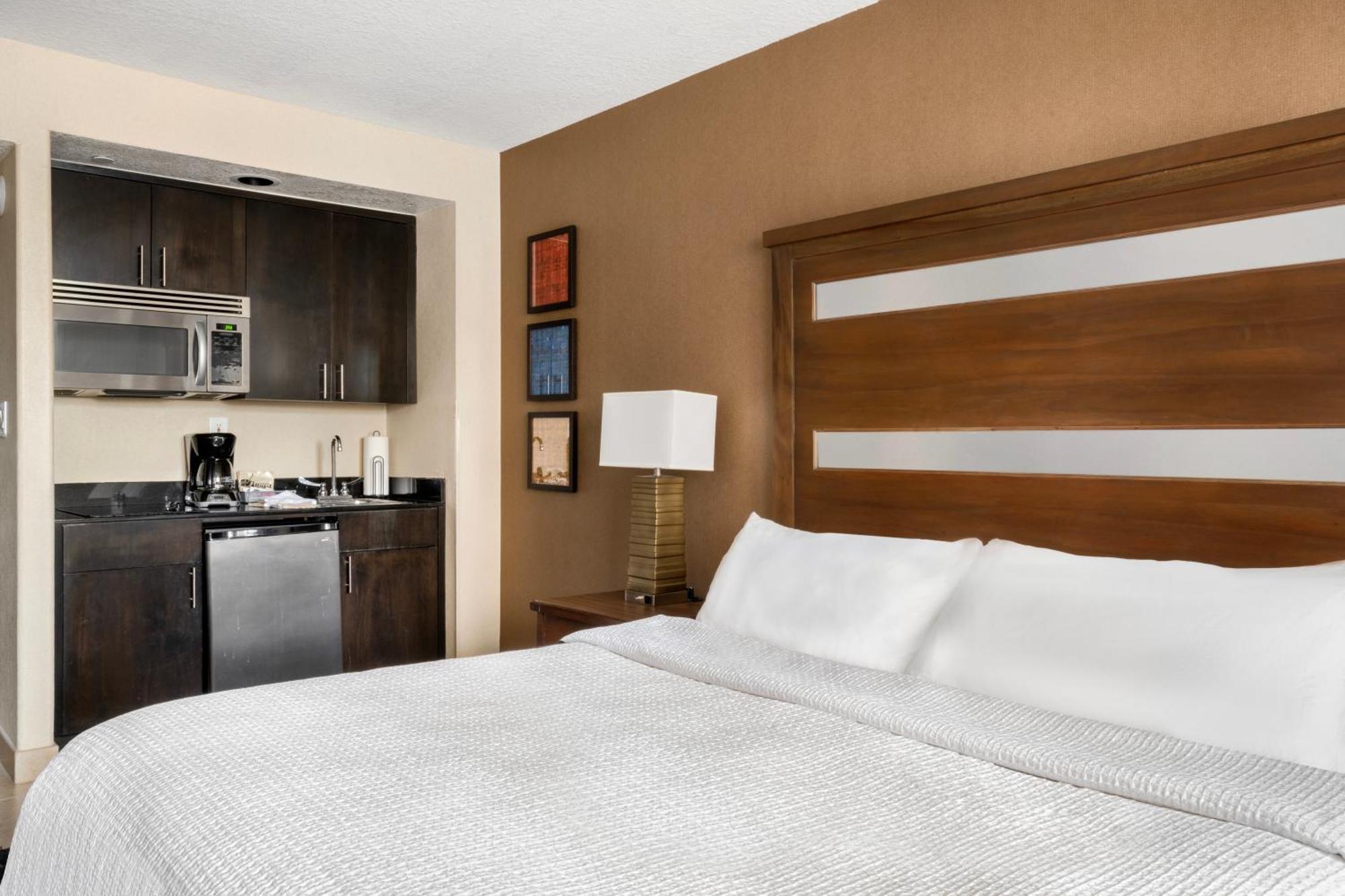 The Carriage House Hotel Las Vegas Exterior photo