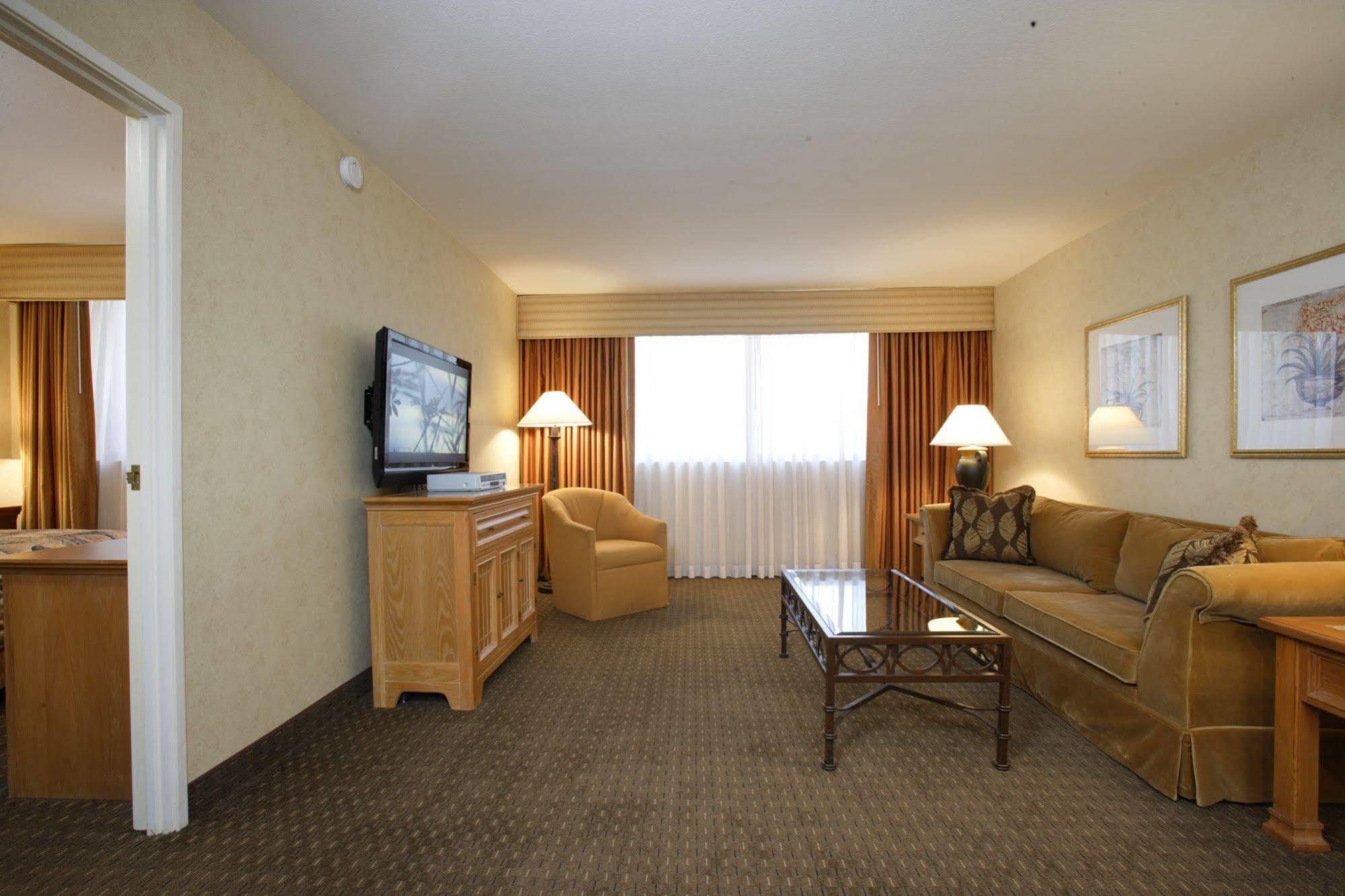 The Carriage House Hotel Las Vegas Exterior photo